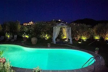 Il Roseto Guest House Assisi 0*,